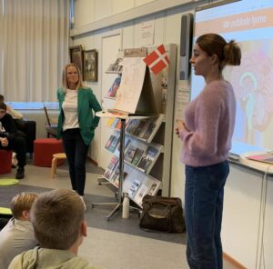 Klassen på biblioteket - Auning skole